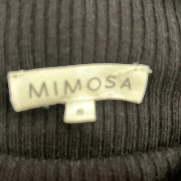 Mimosa sweaters cropped great for jeans 2 Tops. - Picture 4 of 7